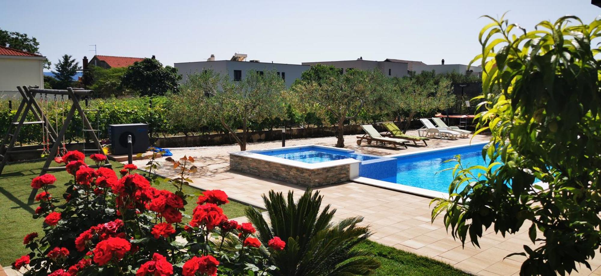 Apartment House Kastela With Heated Pool & Jacuzzi Szoba fotó